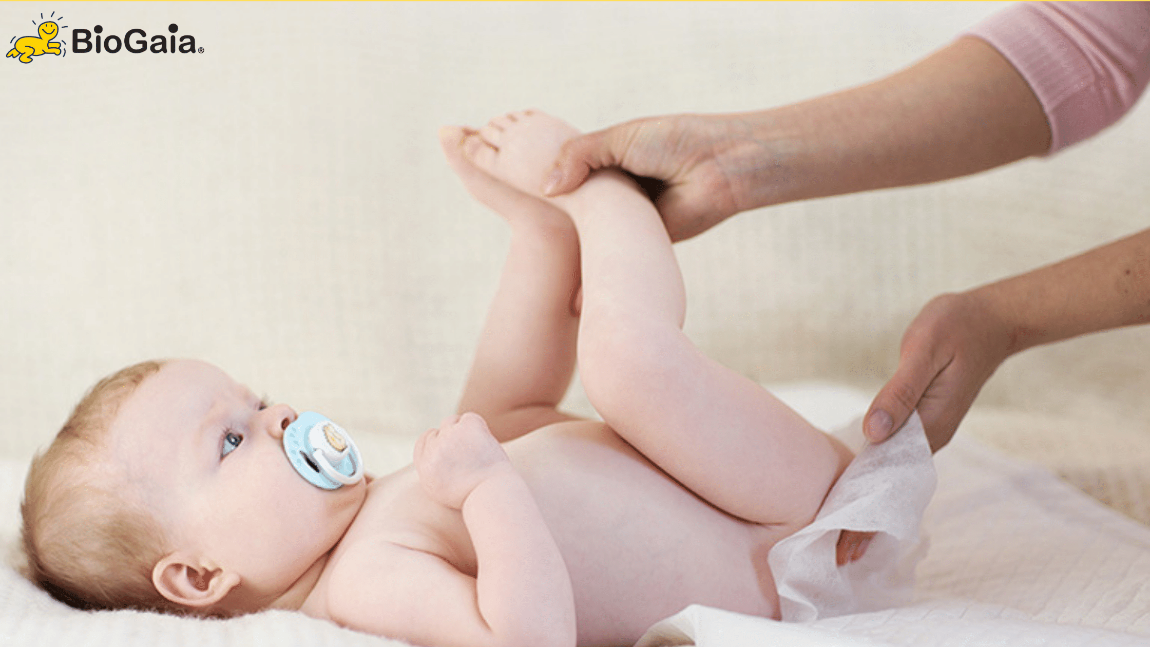Trẻ sơ sinh bị táo bón chức năng 100% khỏi sau 4 tuần - 1